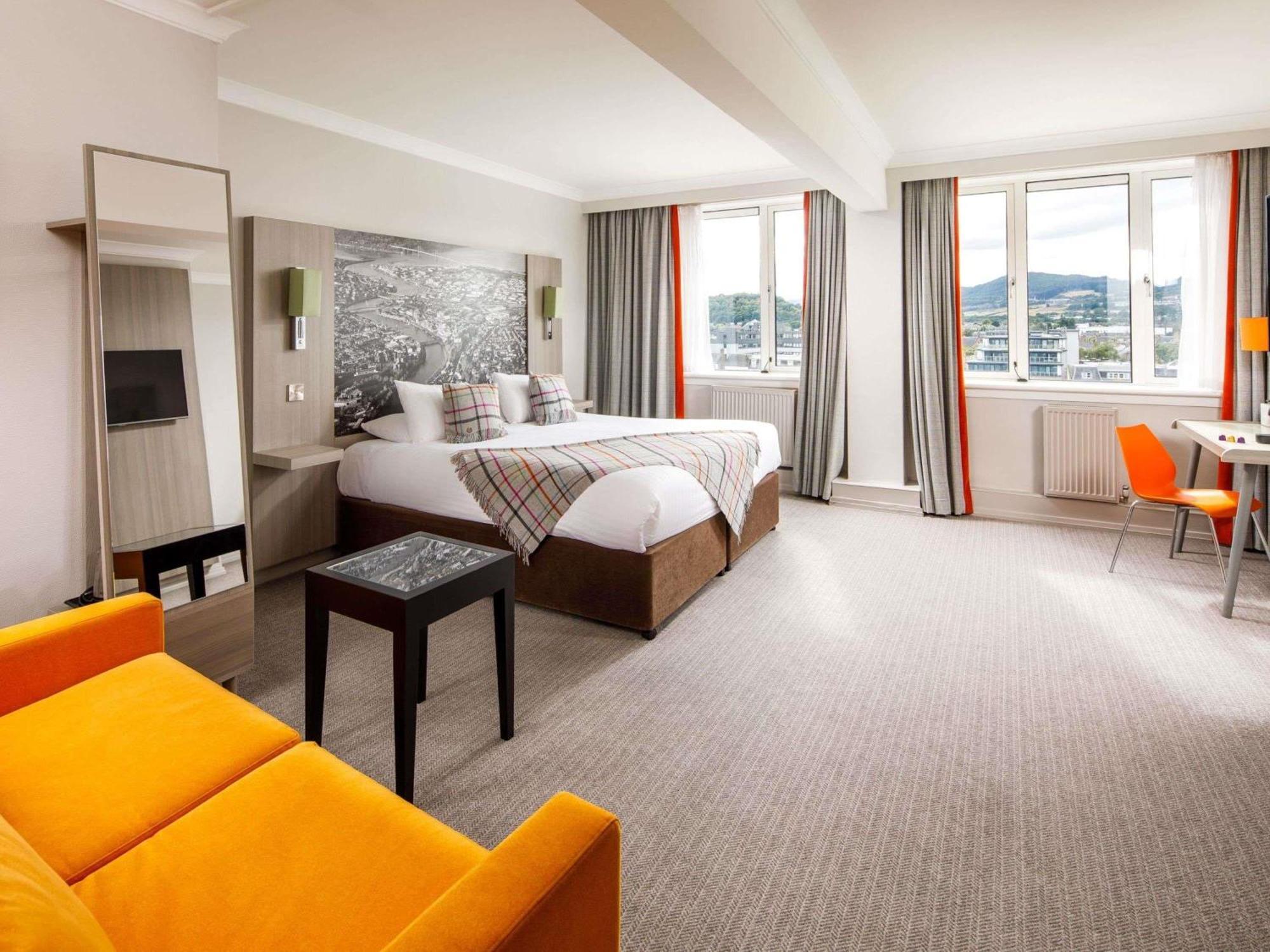 Privilege Double Room Riverside or Old Town View