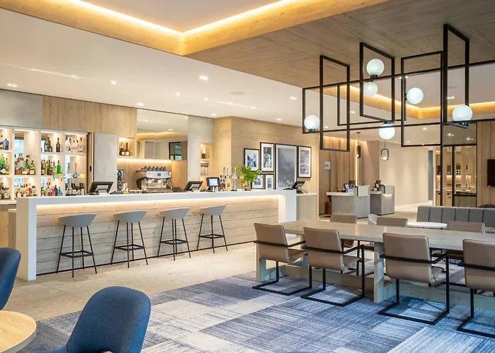 Airport Hotel: Courtyard By Marriott Inverness Airport